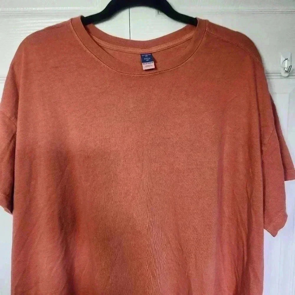 Old Navy Plus Size Vintage Crew-Neck T-Shirt in Color: Spice Level  - Size 2x - Picture 6 of 15